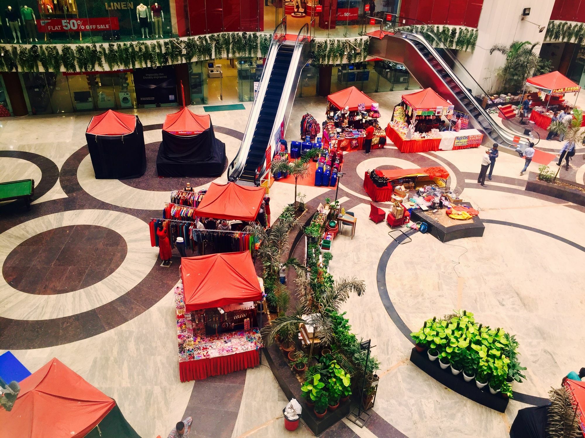 เวลคัมโฮเต็ล ดวากา - ไอทีซี โฮสเทล กรุ๊ป เดลี ภายนอก รูปภาพ The lobby of the hotel